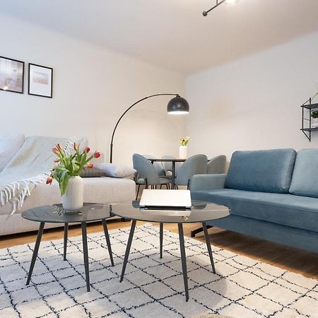 Chic 1-Bed Apt By Canal Walk To Historic Centre Wien Eksteriør billede